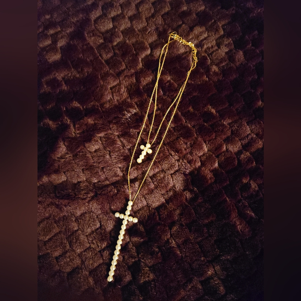 Jewelry Pearl cross necklace